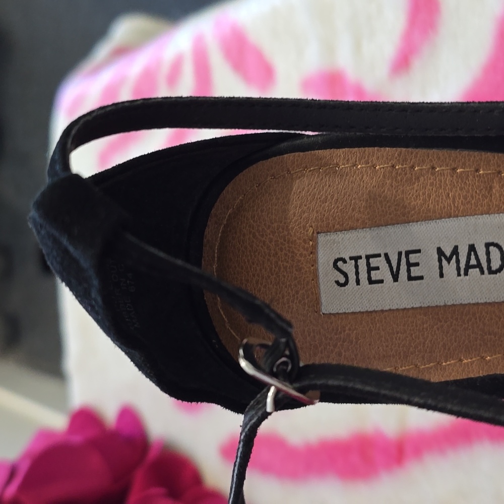 Shoes - Picture 11 of 12